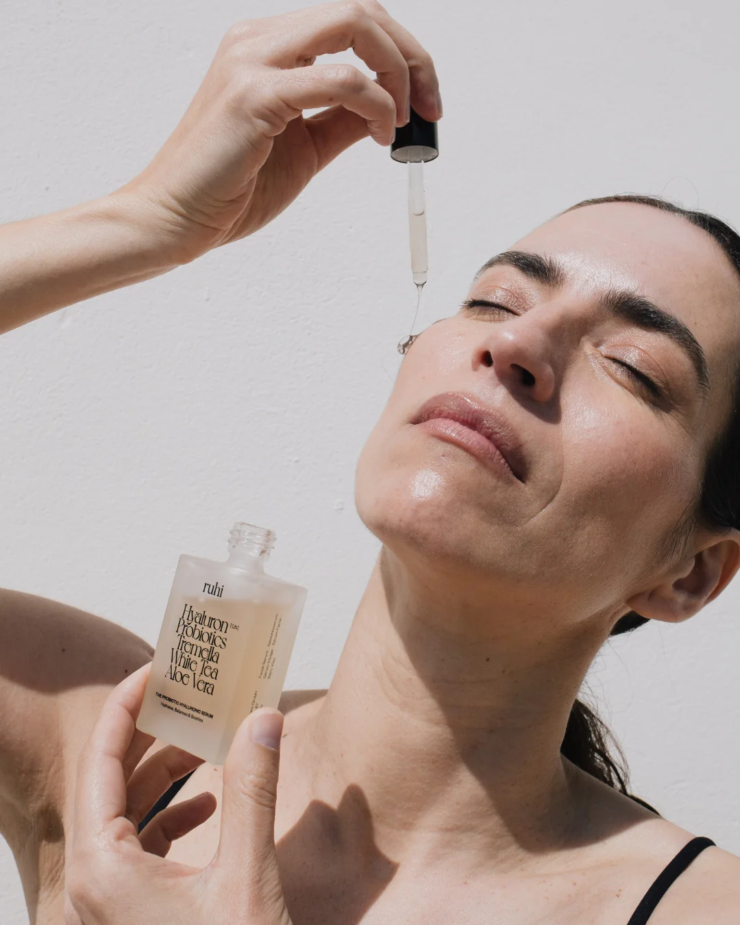 The Probiotic Hyaluronic Serum - Image 4